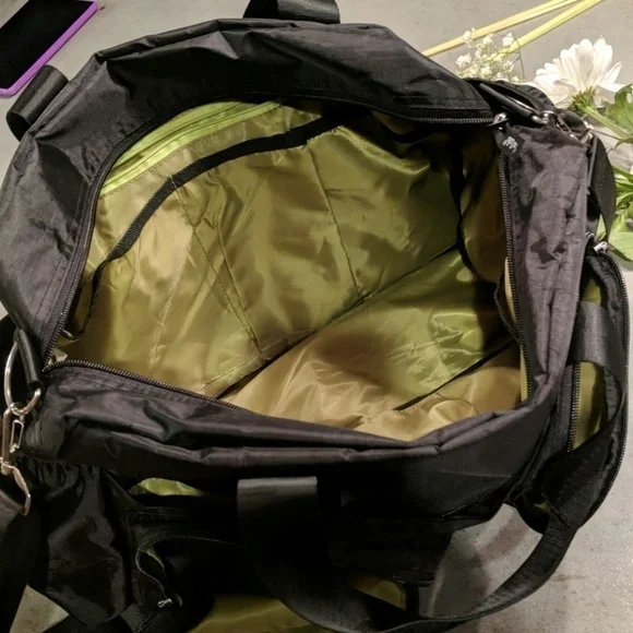 Black diaper bag - Picture 2 of 4